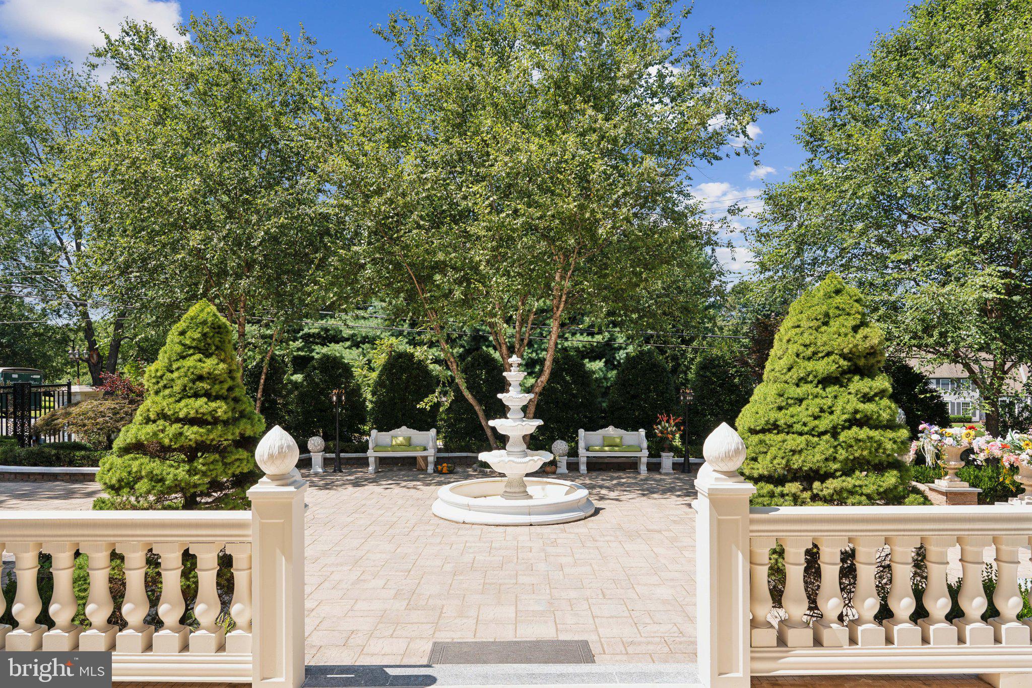 423 Seneca Road Great Falls, VA 22066 - Photo 46 of 52 a view of a chairs and table in a yard