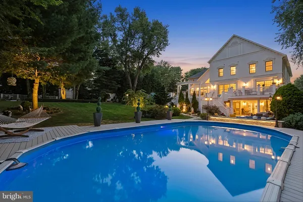 $4,800,000 | 423 Seneca Road, Great Falls, VA 22066