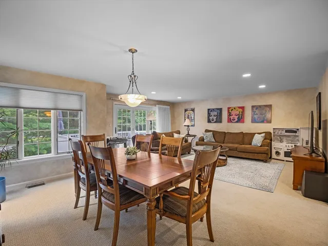 $529,000 | 3901 Knightsbridge Close, Unit 3901, Worcester, MA 01609