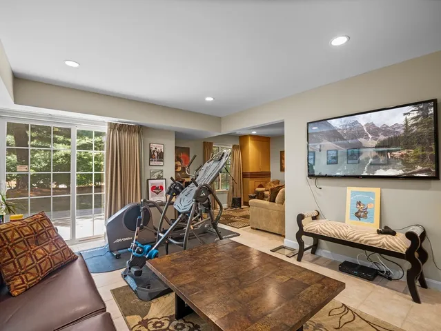 $529,000 | 3901 Knightsbridge Close, Unit 3901, Worcester, MA 01609