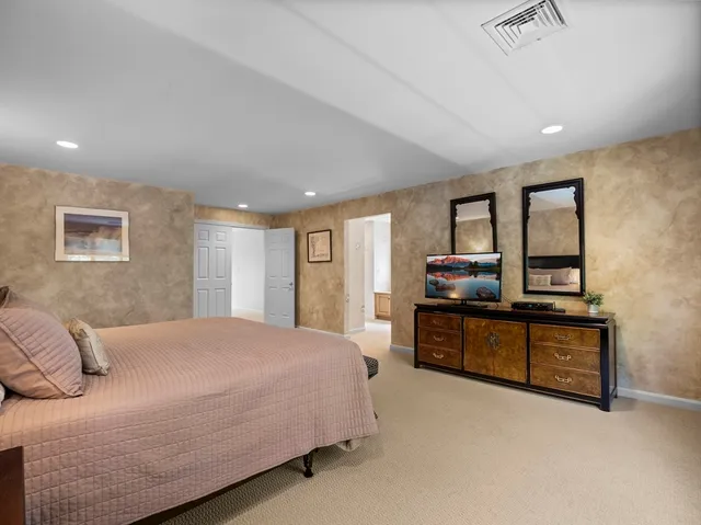 $529,000 | 3901 Knightsbridge Close, Unit 3901, Worcester, MA 01609