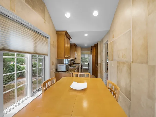 $529,000 | 3901 Knightsbridge Close, Unit 3901, Worcester, MA 01609