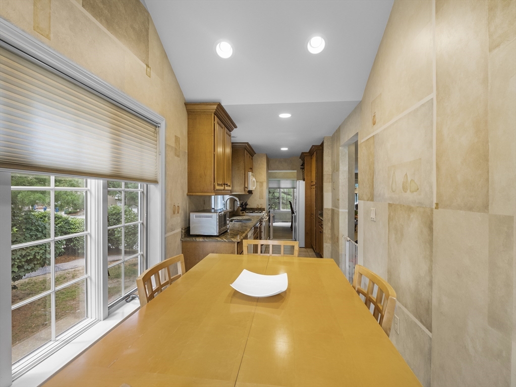 3901 Knightsbridge Close, Unit 3901 Worcester, MA 01609 - Photo 5 of 42