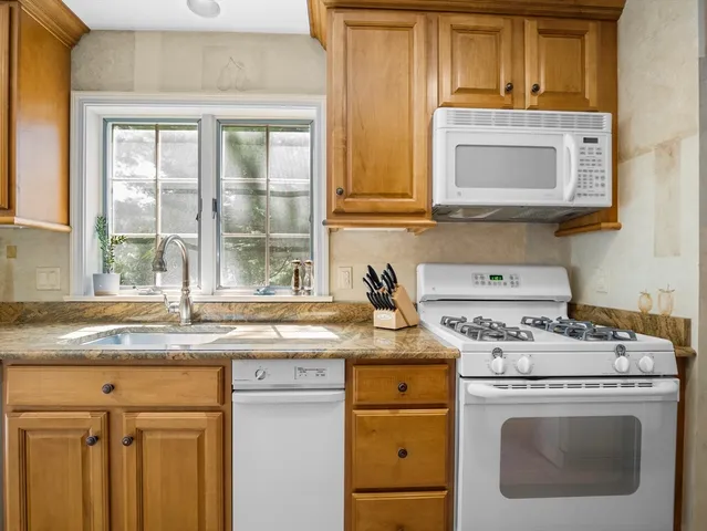 $529,000 | 3901 Knightsbridge Close, Unit 3901, Worcester, MA 01609