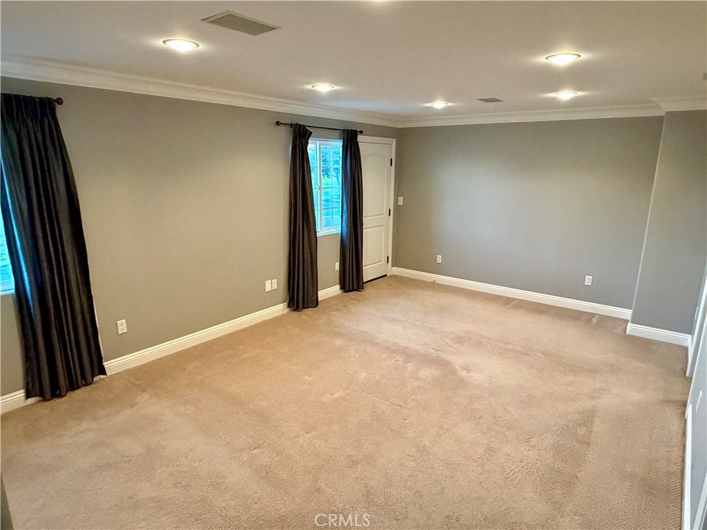 5243 East Arbor Road Long Beach, CA 90808 - Photo 22 of 46 a view of an empty room with wooden floor