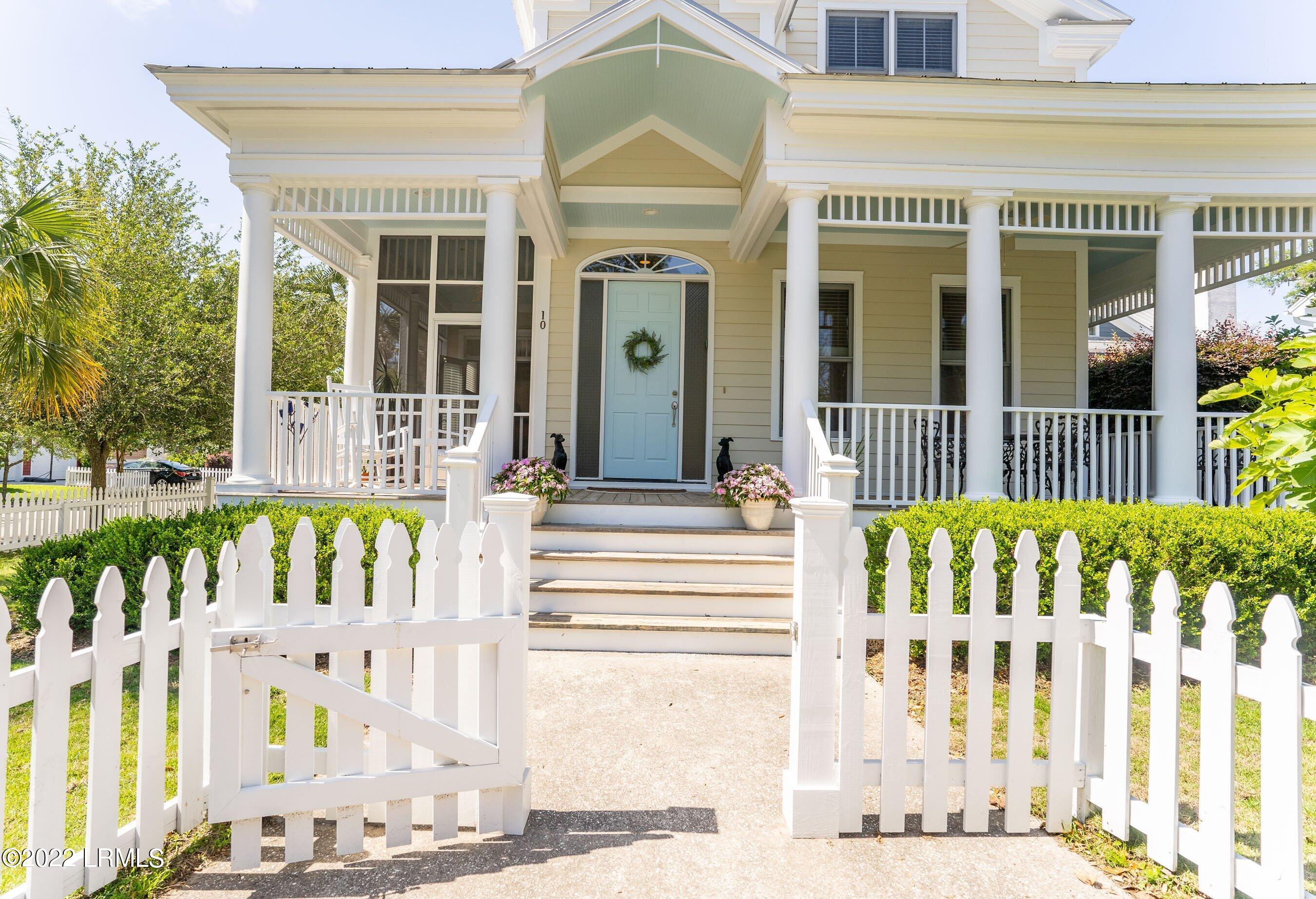 10 Addison Street Beaufort, SC 29907 - Photo 2 of 49 Front of House 3