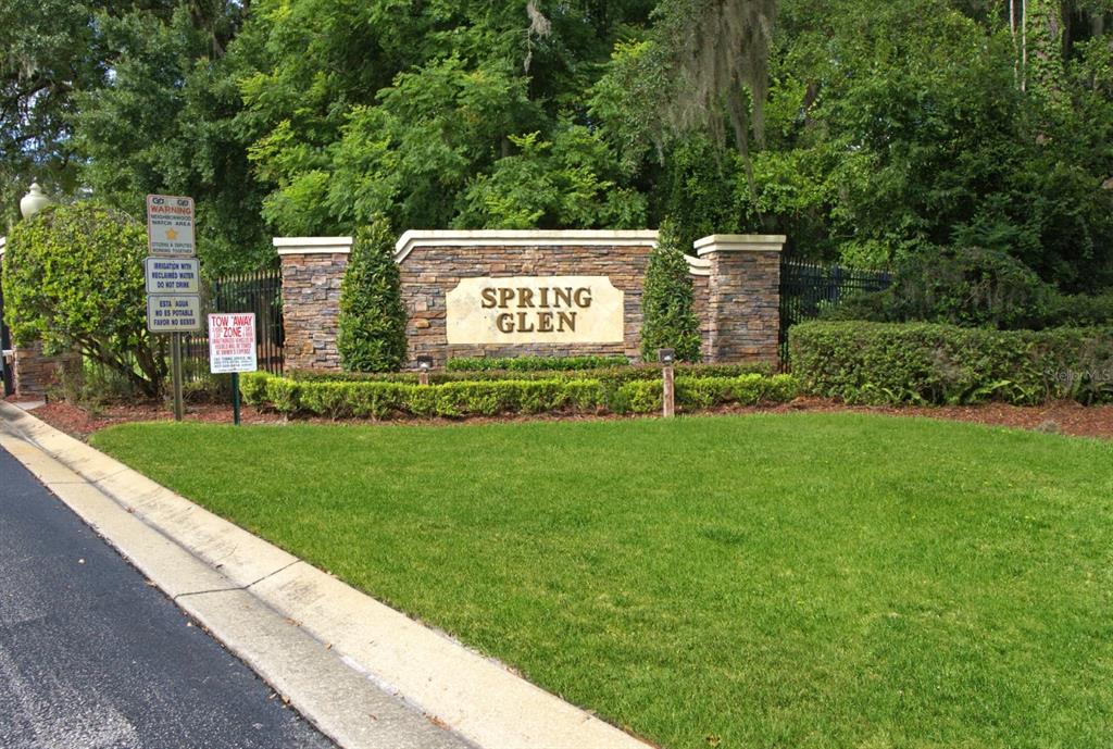 124 Spring Glen Drive DeBary, FL 32713 - Photo 40 of 40 a sign on the side of the road