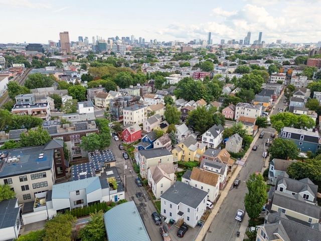 $2,615,000 | 21 Village Street, Unit 21, Somerville, MA 02143