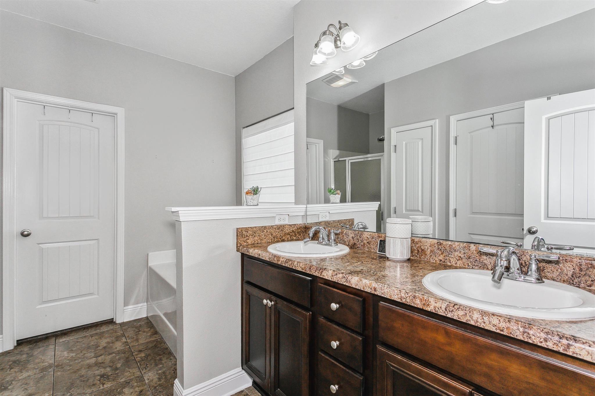 5912 Rustic Ridge Circle Milton, FL 32570 - Photo 18 of 40