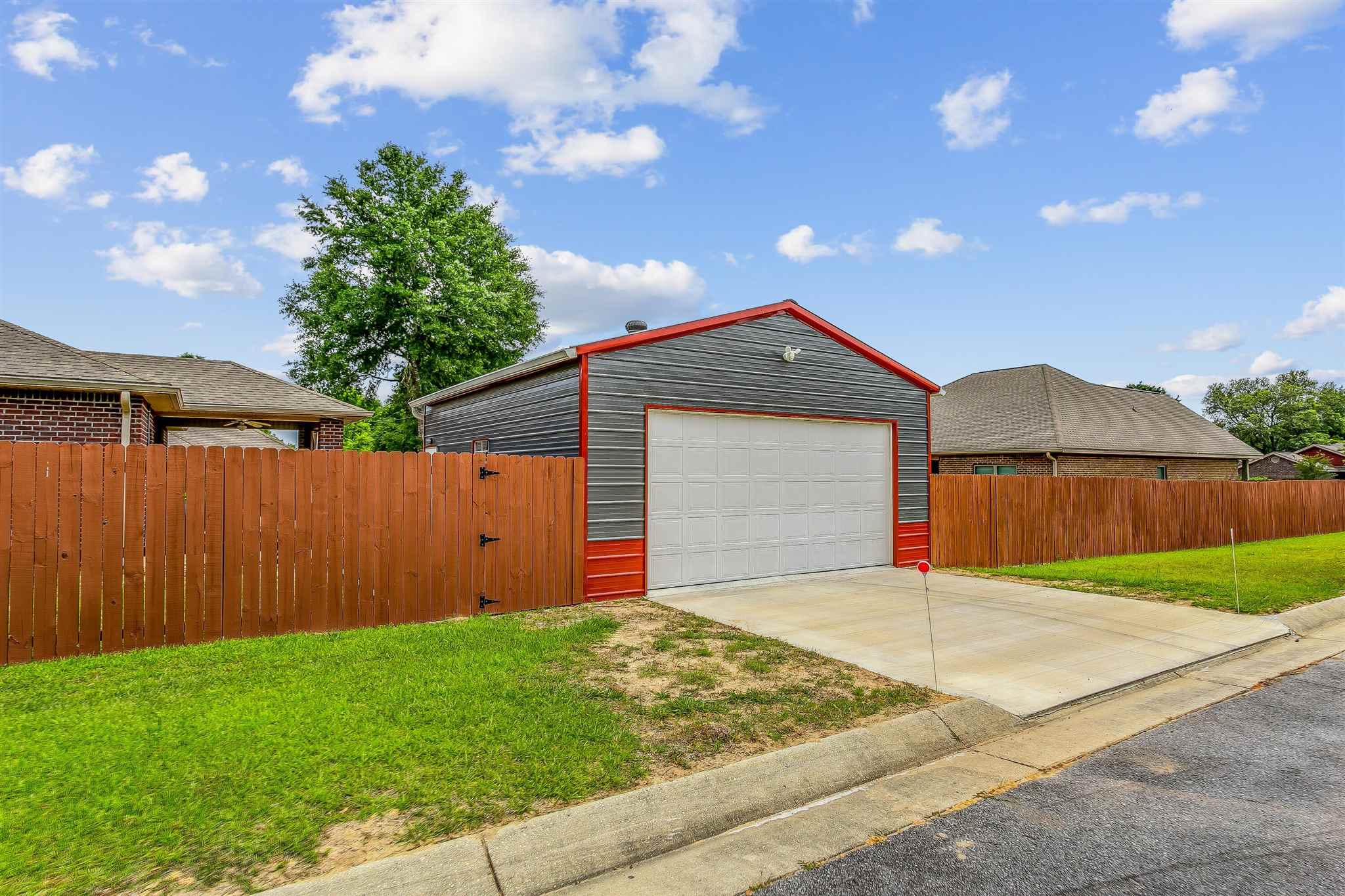 5912 Rustic Ridge Circle Milton, FL 32570 - Photo 39 of 40