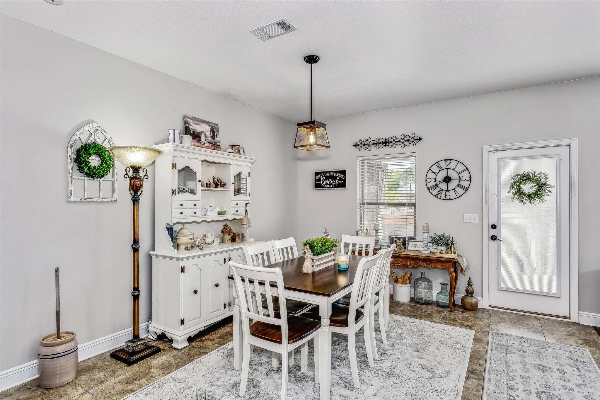 5912 Rustic Ridge Circle Milton, FL 32570 - Photo 8 of 40