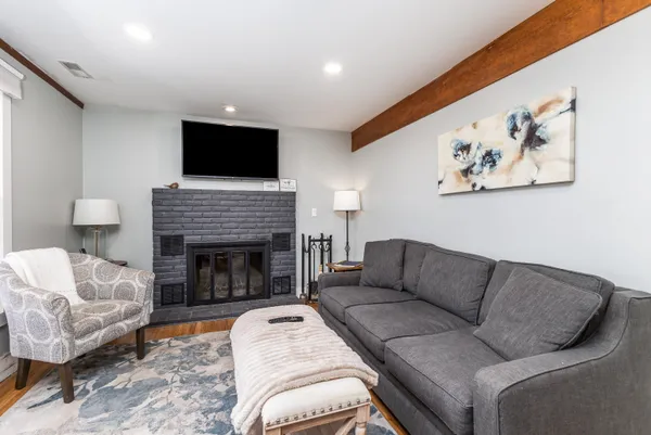 $220,000 | 26 Thatcher Lane, Galena, IL 61036