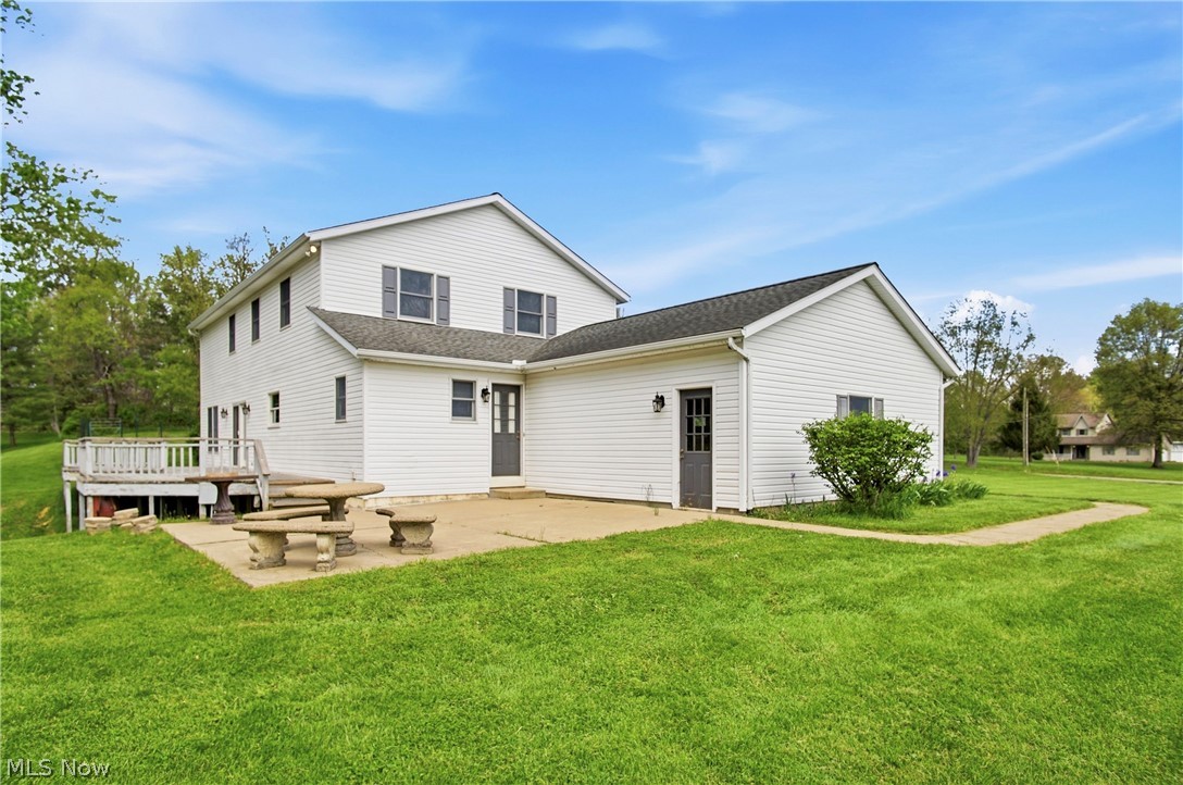 6529 Welsh Road Nashport, OH 43830 - Photo 5 of 50