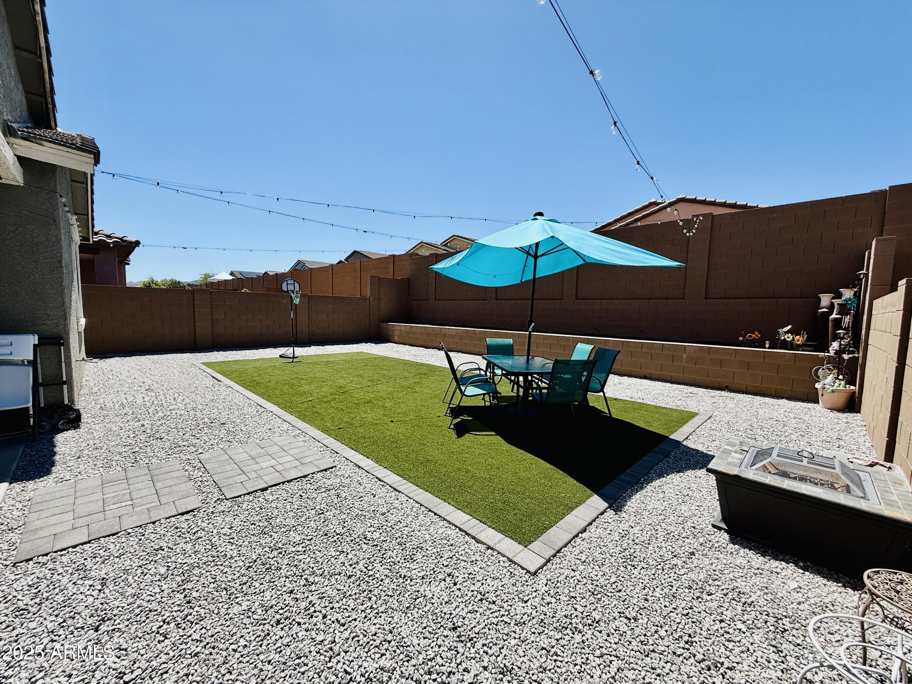 1657 West Monte Way Phoenix, AZ 85041 - Photo 5 of 28 5CF5234F-758F-4BB4-8854-E5926AEFEB8D_1_2