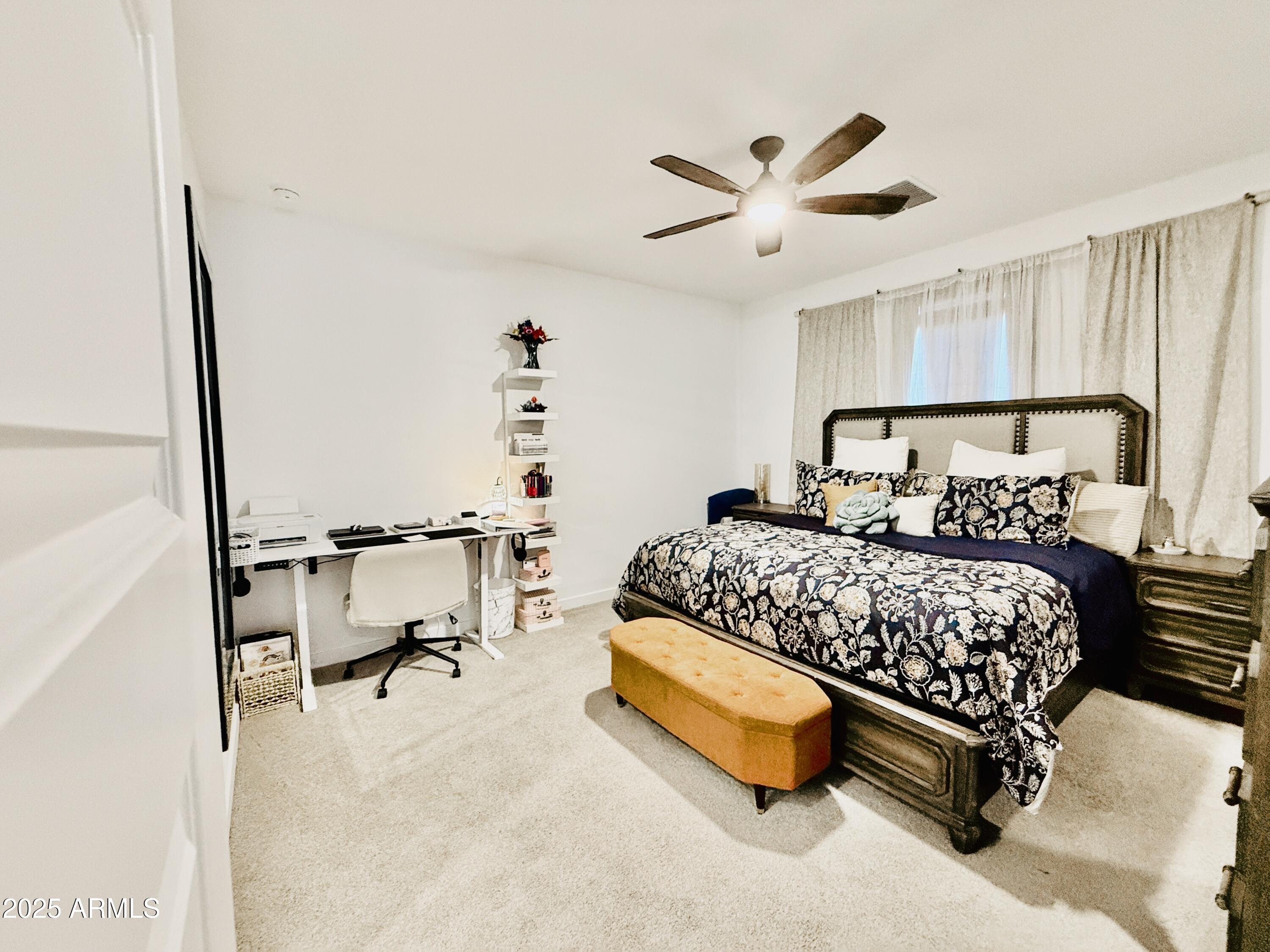 1657 West Monte Way Phoenix, AZ 85041 - Photo 10 of 28 AB08B397-A4E8-479A-BAC4-637DA6A4F9F3_1_2