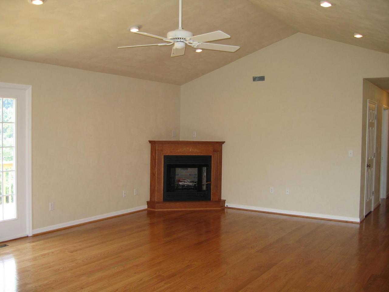 3348 Green Level Road Rocky Mount, VA 24151 - Photo 3 of 4 Great Room