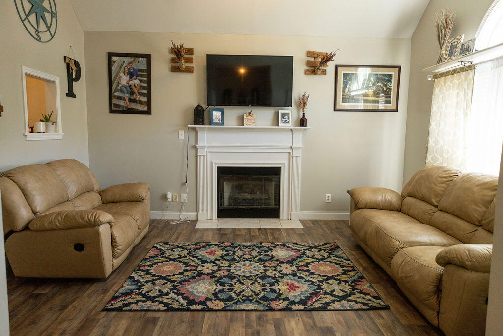 406 Ravenwood Road Walterboro, SC 29488 - Photo 5 of 26 3T6A1590