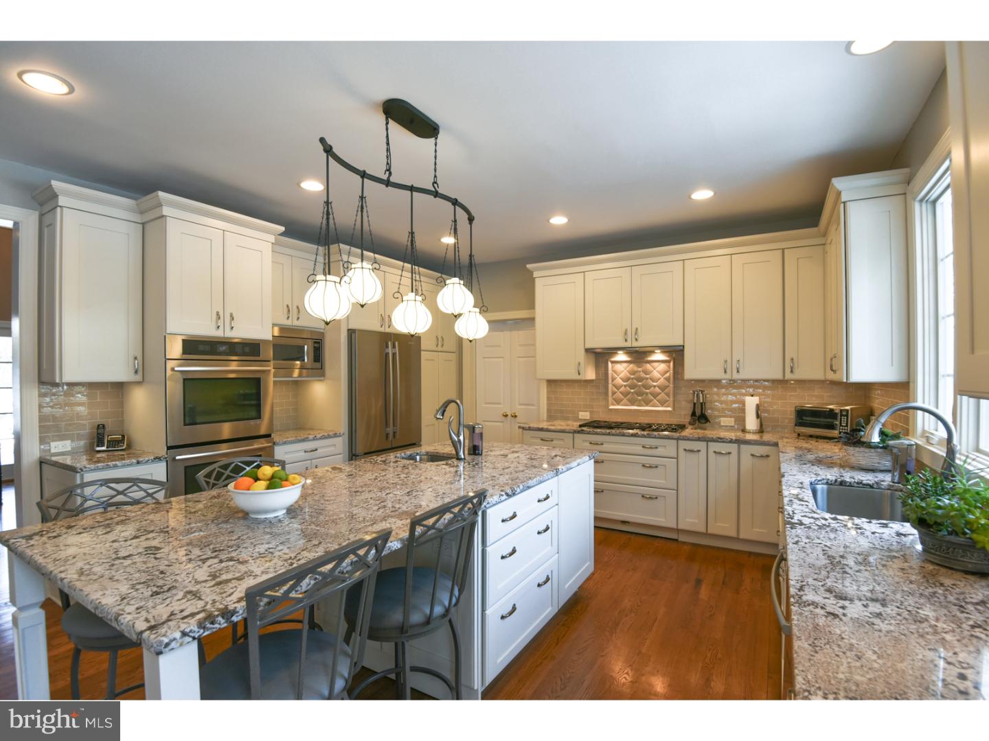 713 Strawbridge Lane Wayne, PA 19087 - Photo 4 of 25 Kitchen