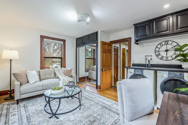 $799,999 | 721 West Washington Street, Ann Arbor, MI 48103