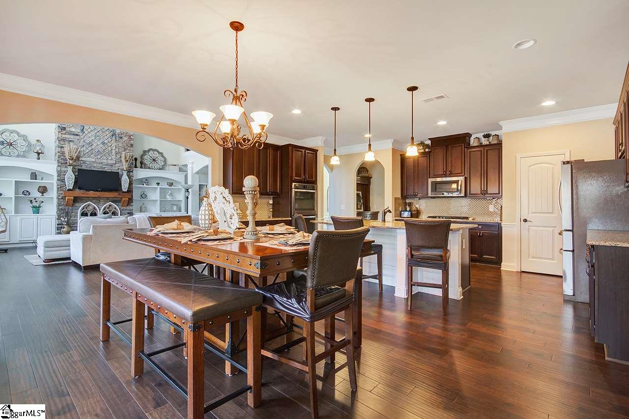 132 Ridgewater Court Fountain Inn, SC 29644 - Photo 2 of 36