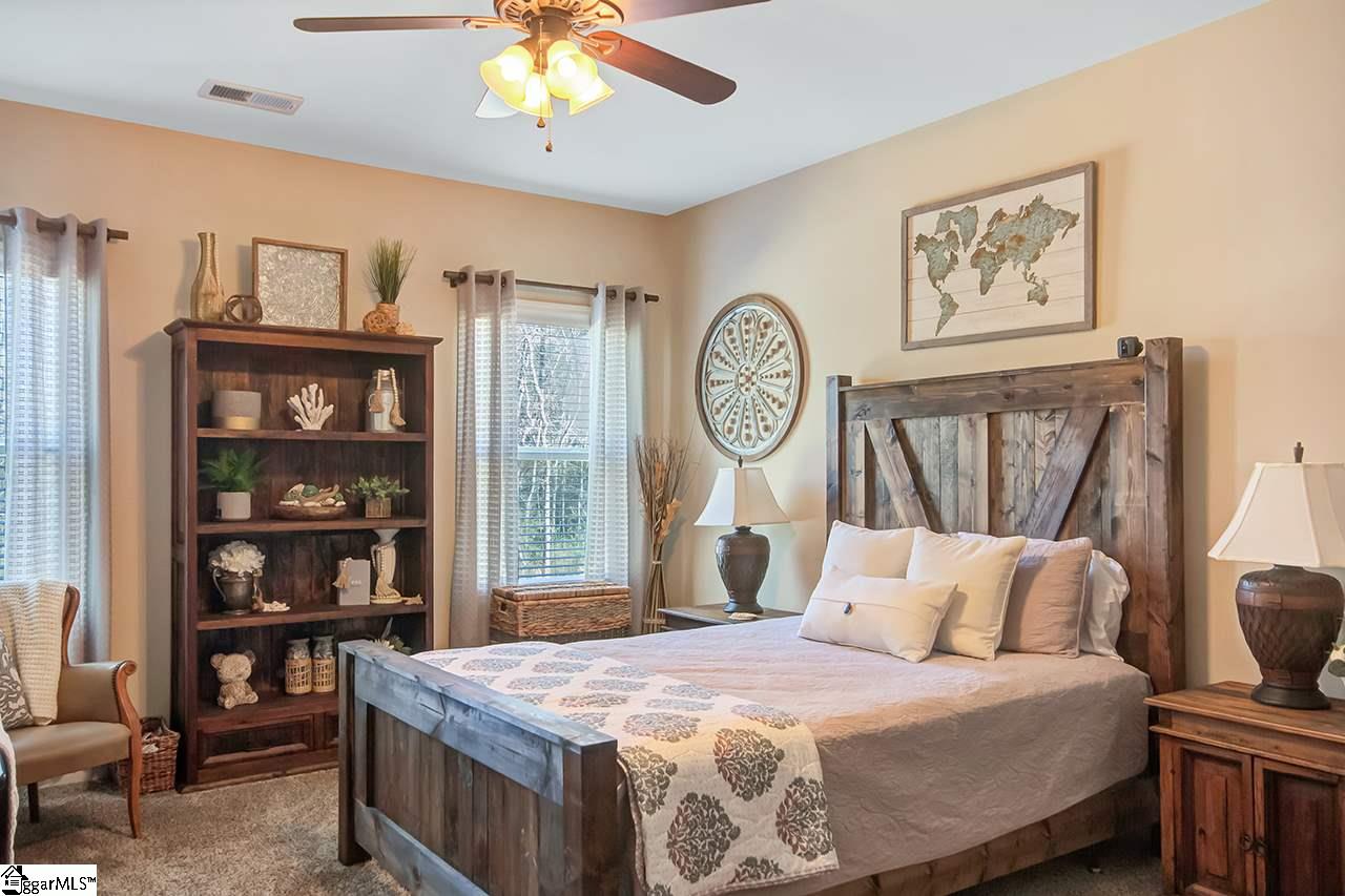 132 Ridgewater Court Fountain Inn, SC 29644 - Photo 14 of 36