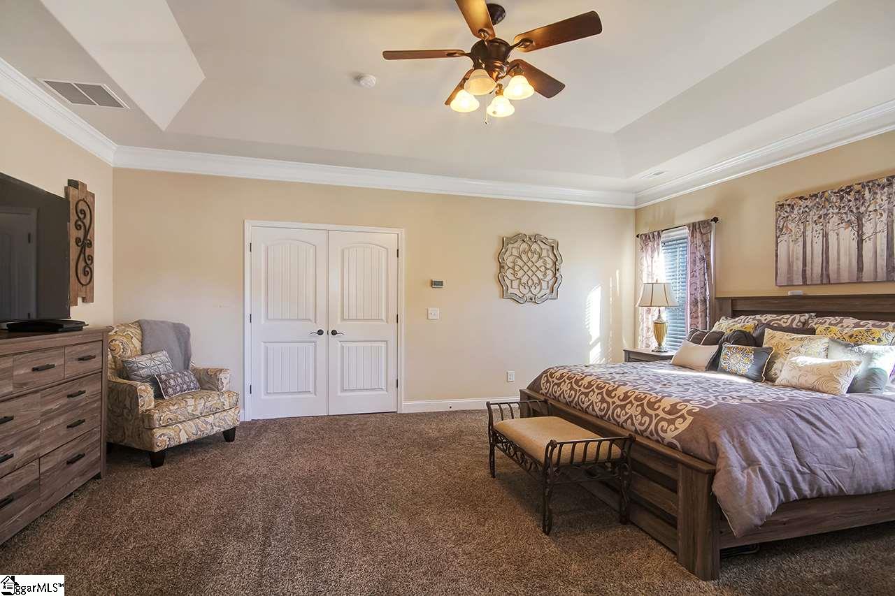 132 Ridgewater Court Fountain Inn, SC 29644 - Photo 19 of 36