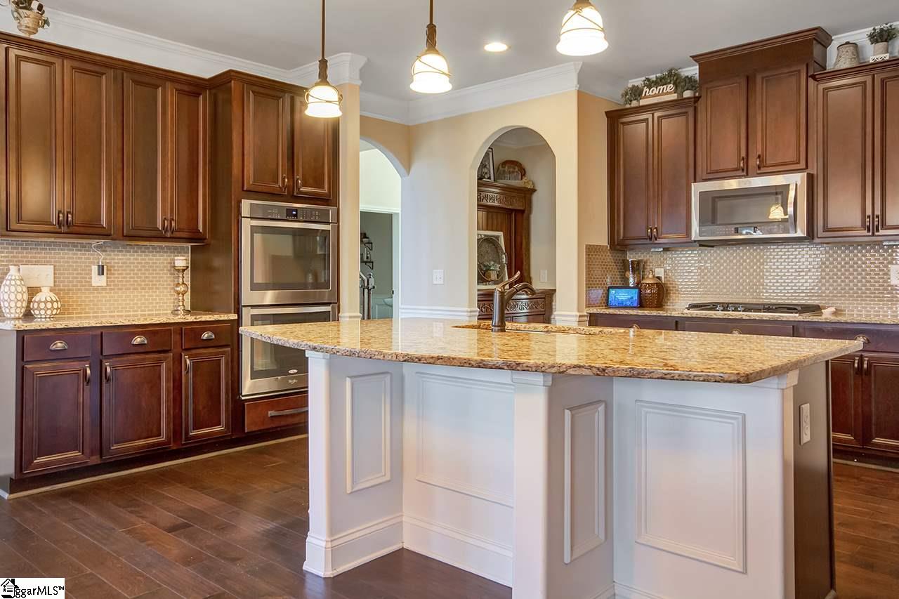 132 Ridgewater Court Fountain Inn, SC 29644 - Photo 7 of 36