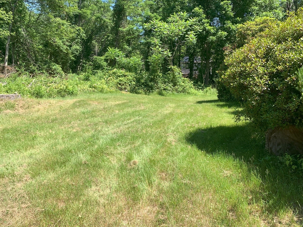 389 Breakneck Road Southbridge, MA 01550 - Photo 3 of 22 Gallery Image 3