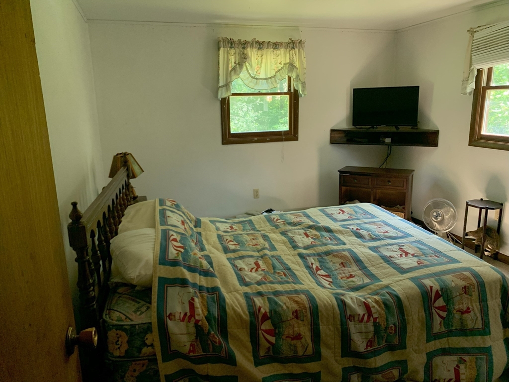 389 Breakneck Road Southbridge, MA 01550 - Photo 10 of 22 Gallery Image 10