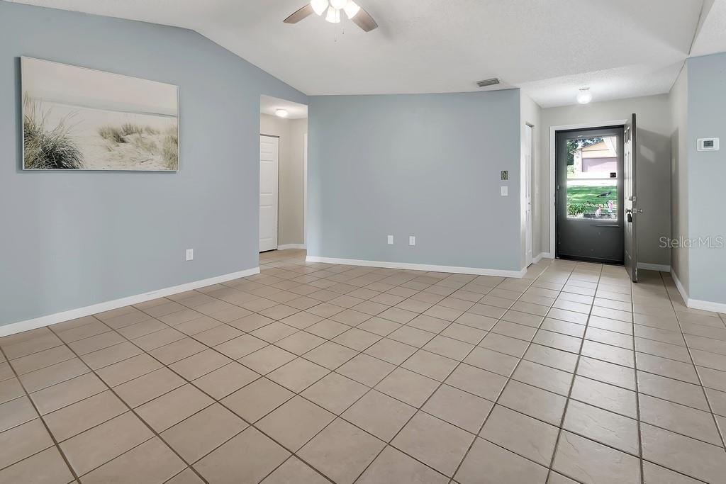 235 West Retta Street De Leon Springs, FL 32130 - Photo 10 of 32