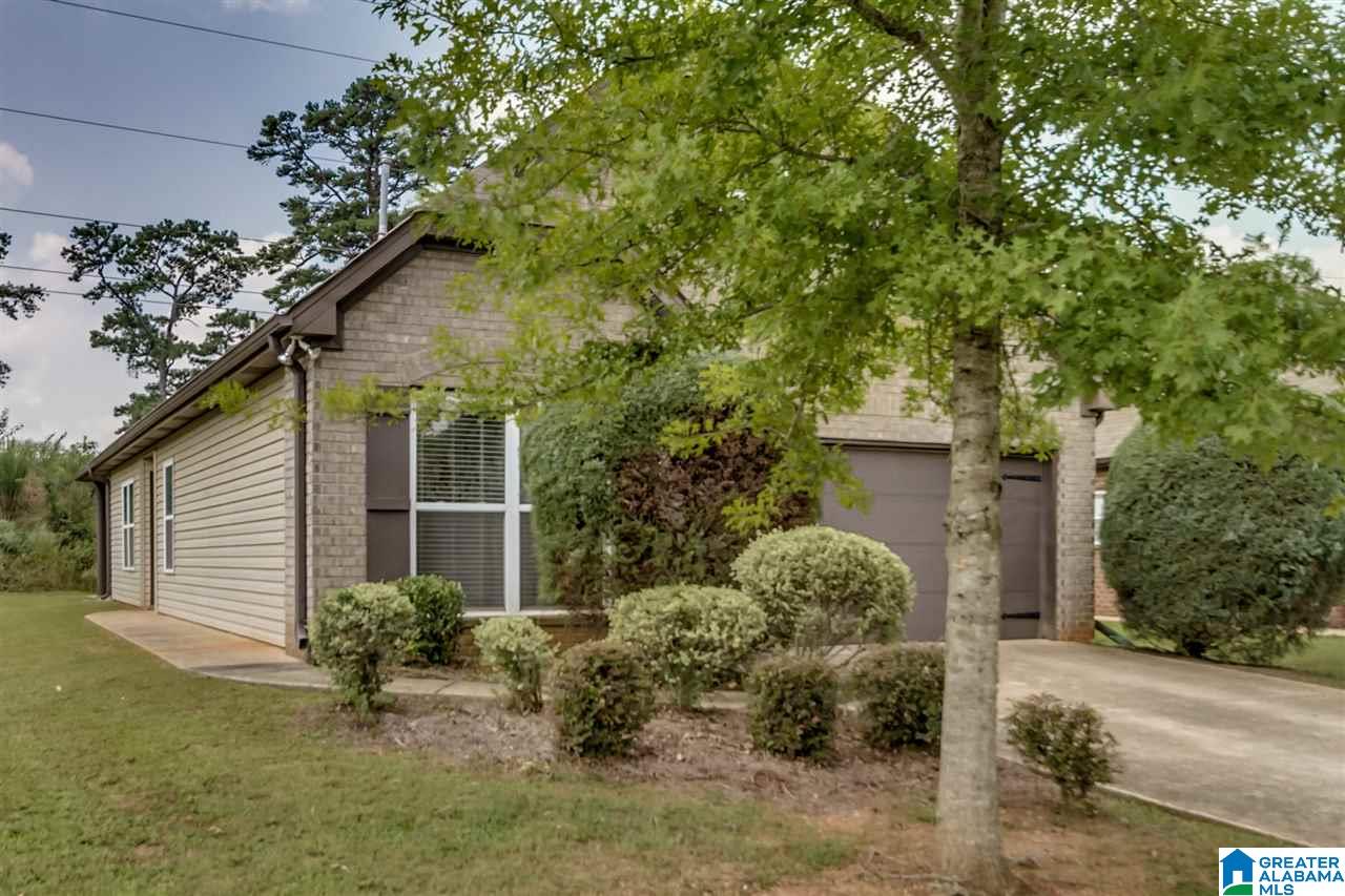 4592 Rosser Loop Drive Bessemer, AL 35022 - Photo 2 of 34
