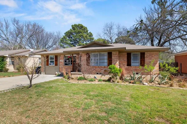 $285,000 | 2008 Redwood Place, Denton, TX 76209