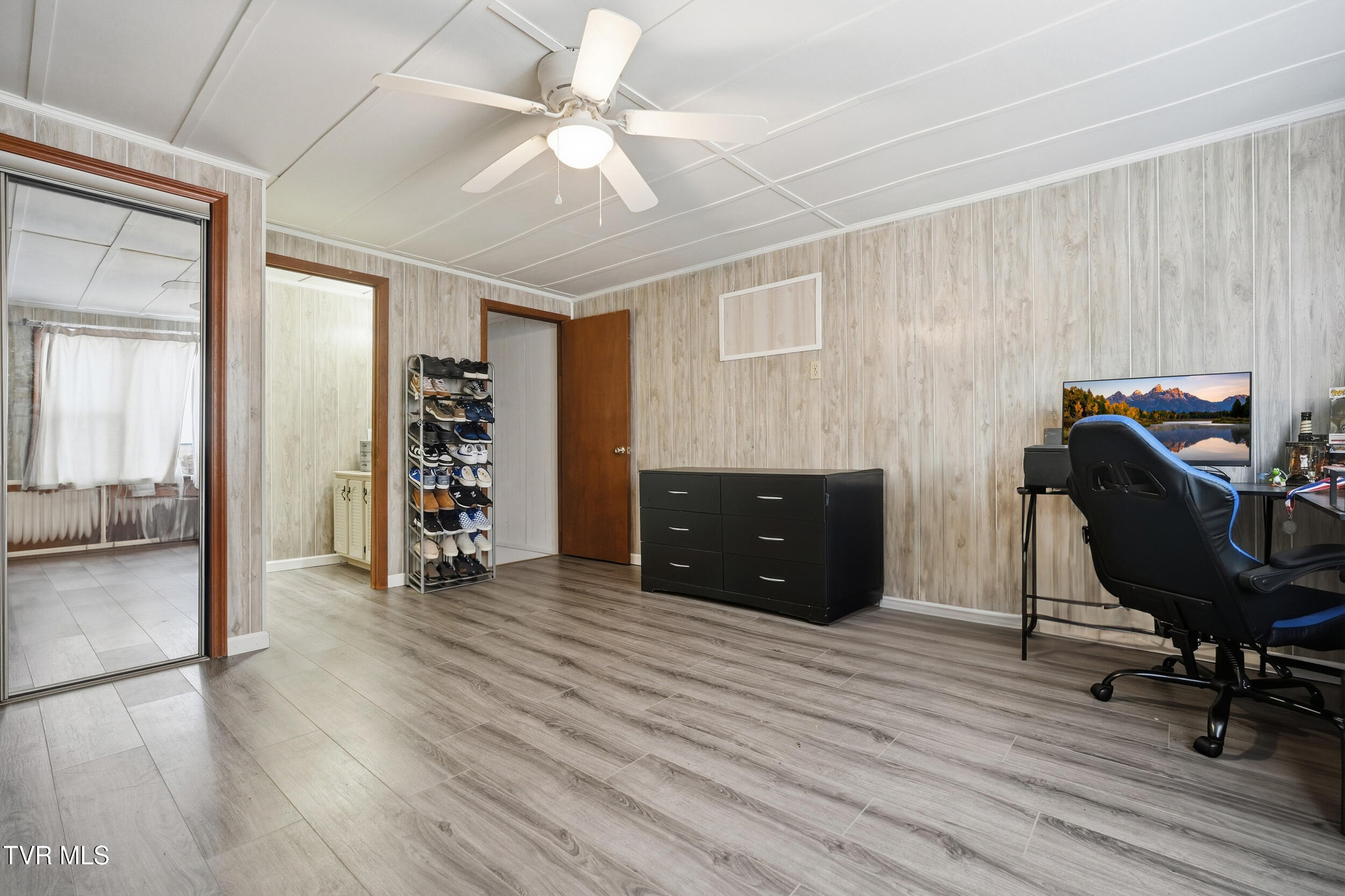 1475 Southeast Hawthorne Road Norton, VA 24273 - Photo 23 of 32 16_1475 hawthorne rd se-12