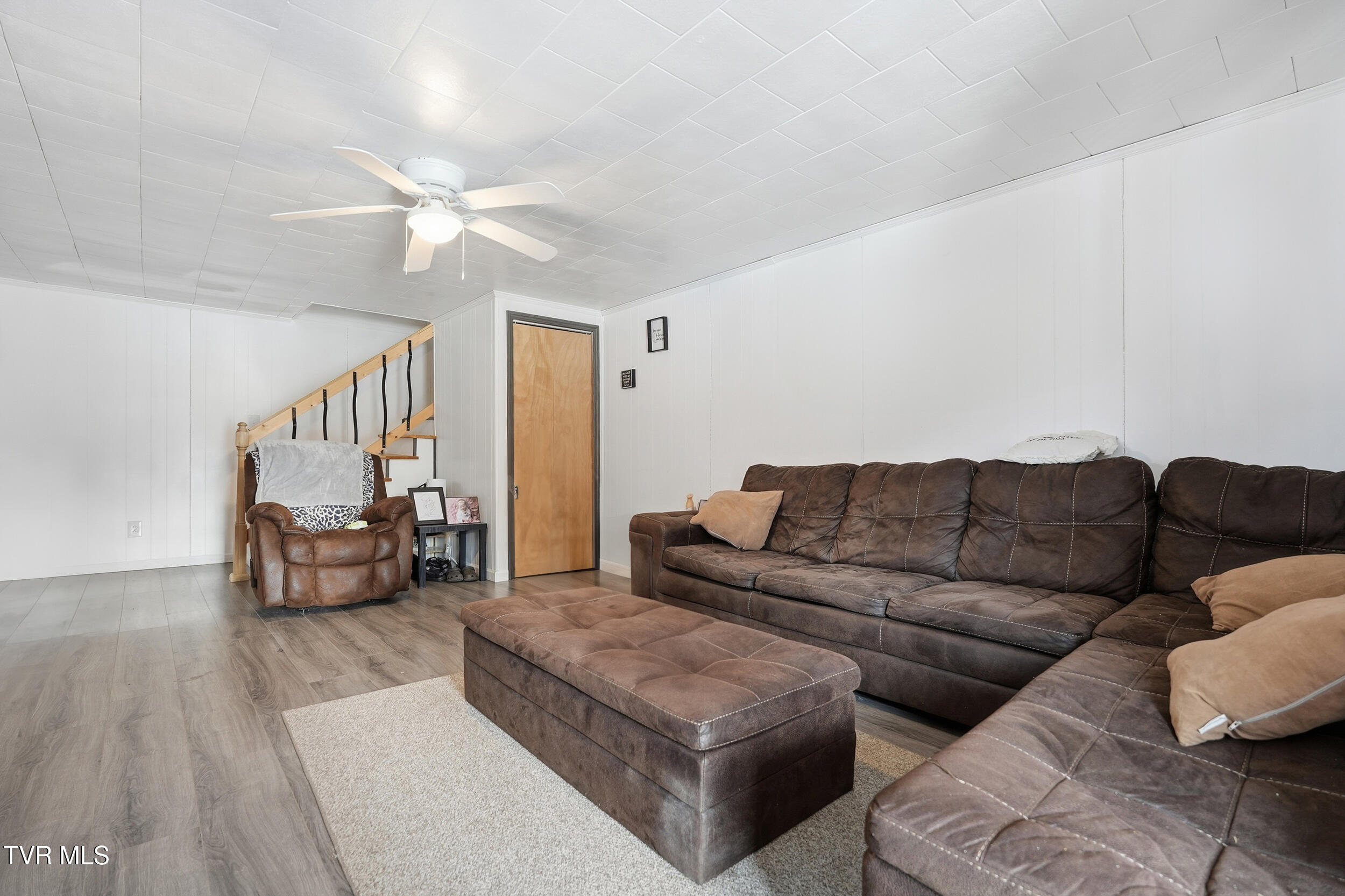 1475 Southeast Hawthorne Road Norton, VA 24273 - Photo 7 of 32 5_1475 hawthorne rd se-07