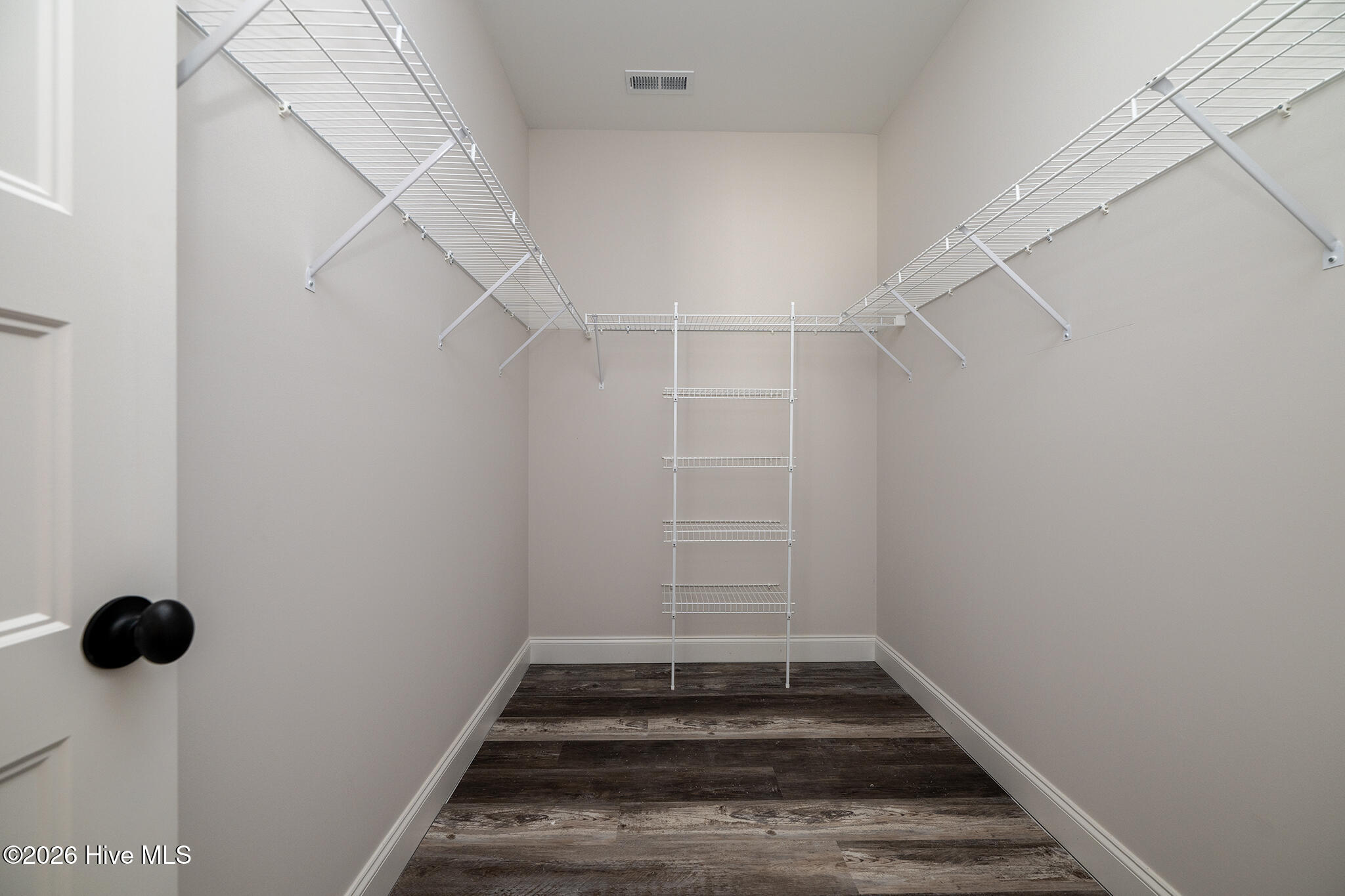 682 Crump Farm Road New Bern, NC 28562 - Photo 18 of 35 Primary Walk-in Closet