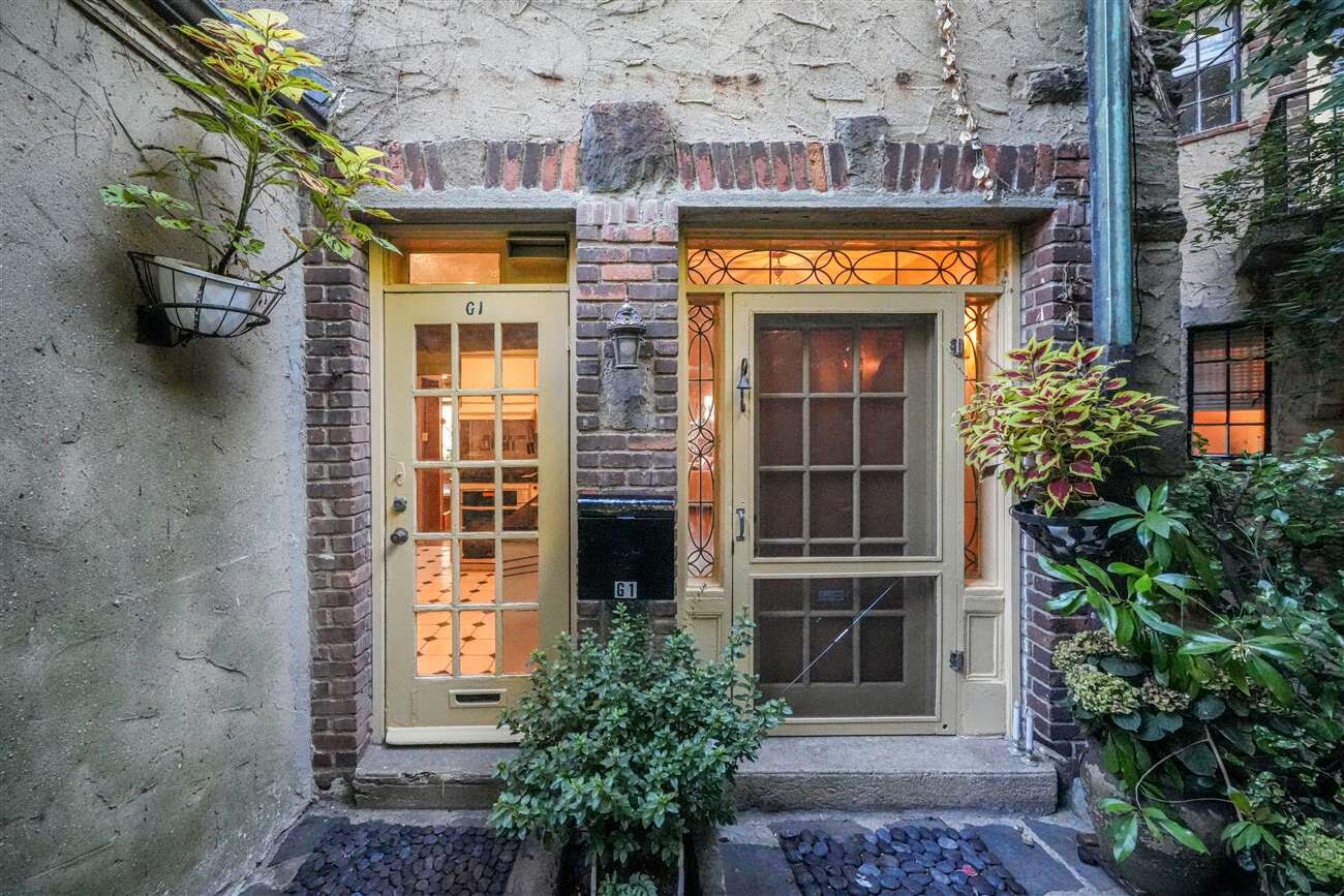 2501 Palisade Avenue, Unit G1 Bronx, NY 10463 - Photo 5 of 24 a view of front door of house