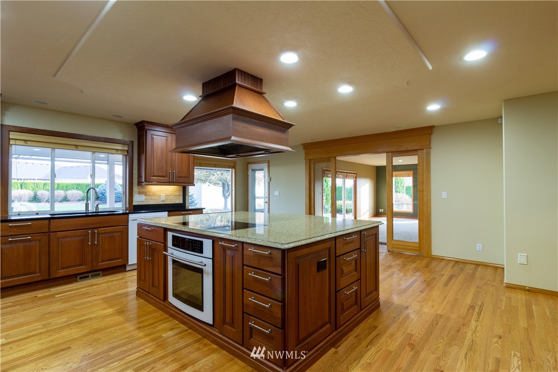 5395 Ridgeview Dr Loop Northeast Moses Lake, WA 98837 - Photo 15 of 31 Gallery Image 15