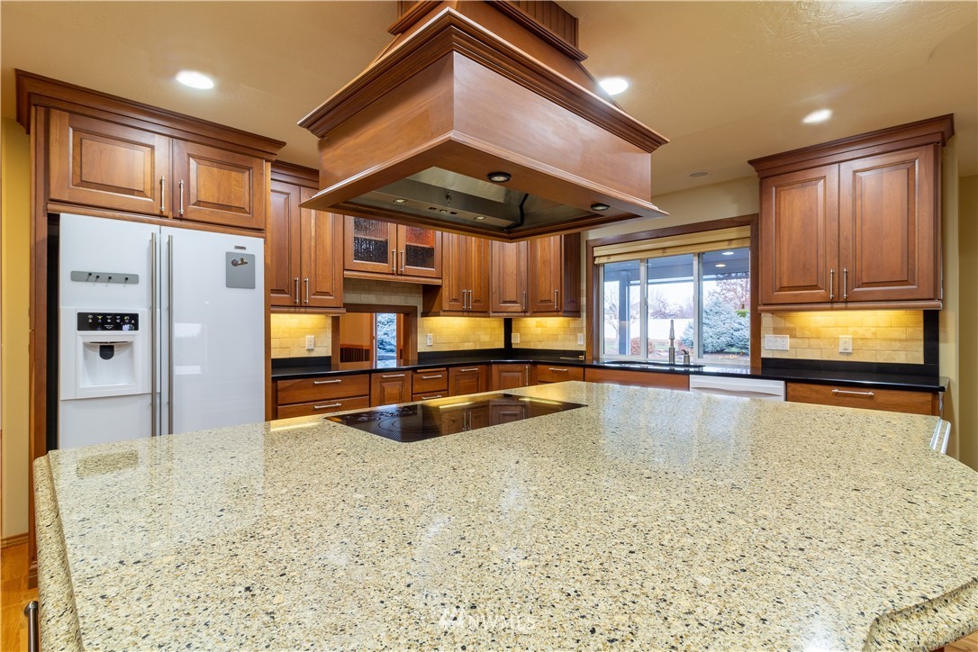 5395 Ridgeview Dr Loop Northeast Moses Lake, WA 98837 - Photo 17 of 31 Gallery Image 17