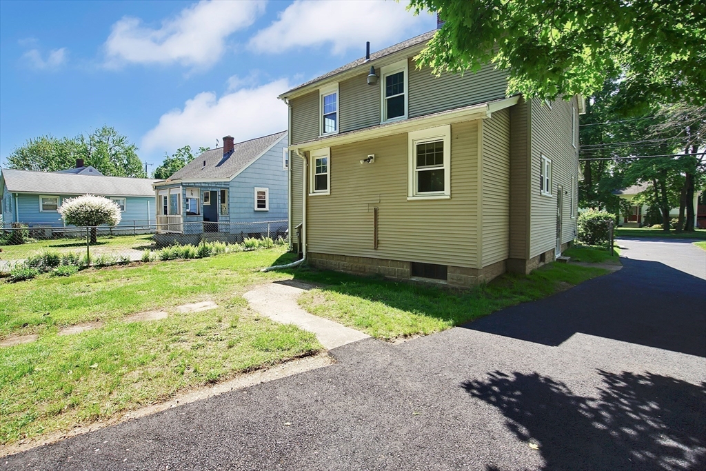 1007 Allen Street Springfield, MA 01118 - Photo 35 of 36