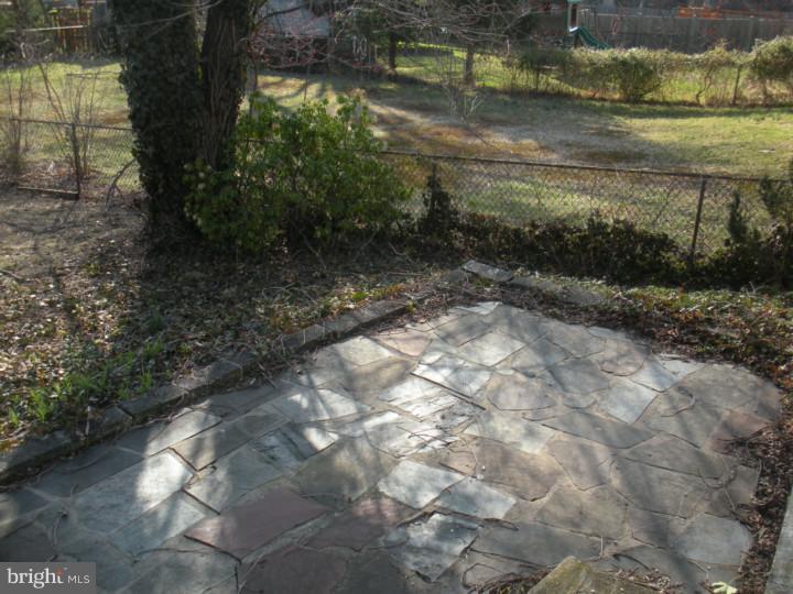 25 Gedney Road Lawrenceville, NJ 08648 - Photo 14 of 15 Patio