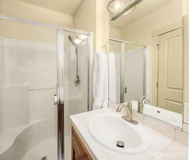 $650,000 | 2035 Eastlake Avenue East, Unit 301, Seattle, WA 98102