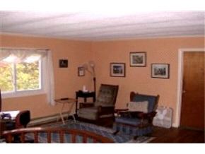 227 Bog Road Hillsborough, NH 03244 - Photo 5 of 9 Gallery Image 5
