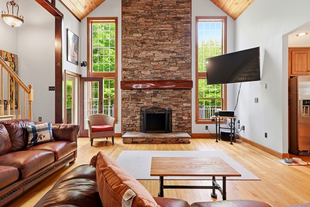344 Beech Hill Road Granville, MA 01034 - Photo 9 of 40