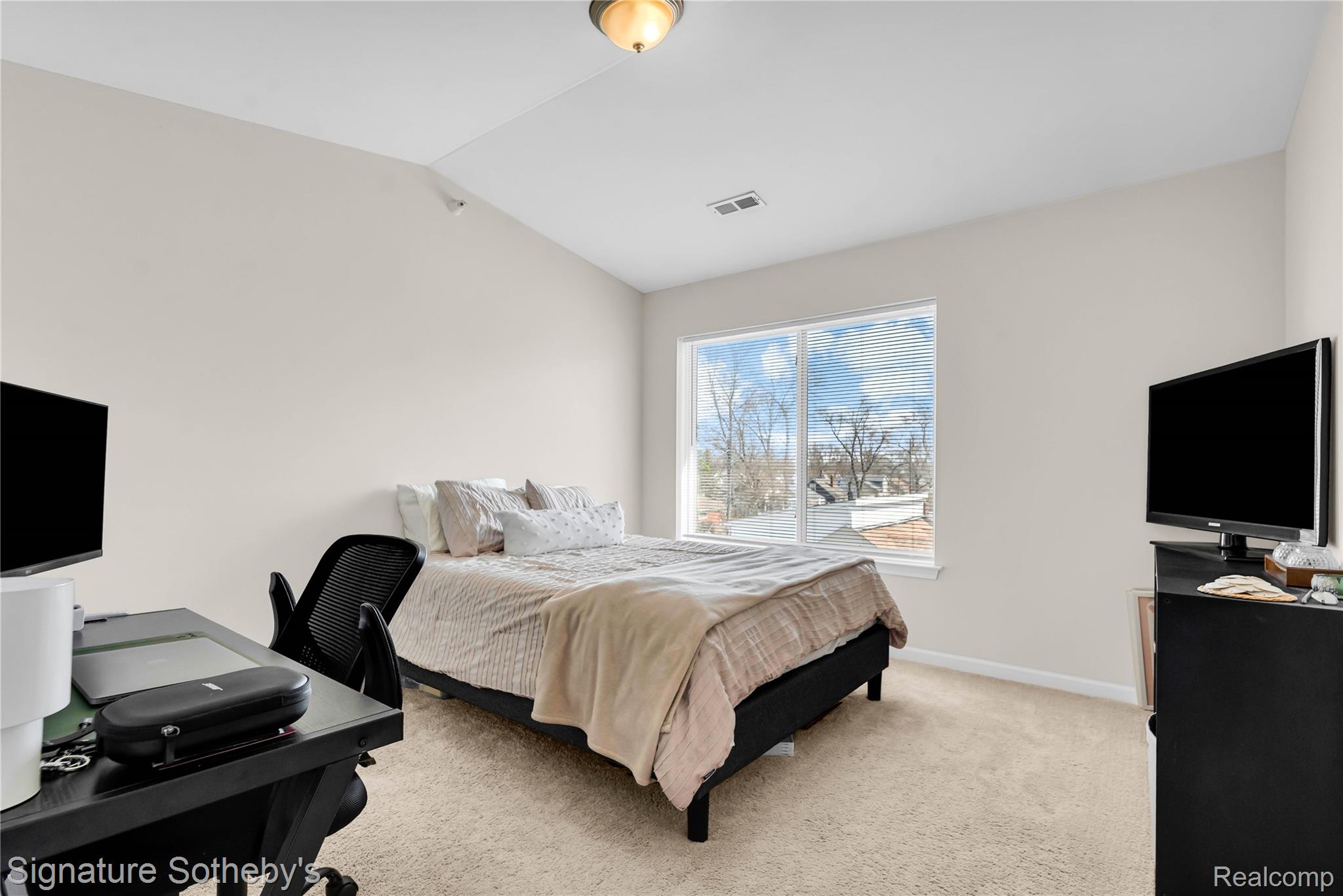 390 Hilton Road Ferndale, MI 48220 - Photo 12 of 23 Carpet in photo is NOT new carpet.