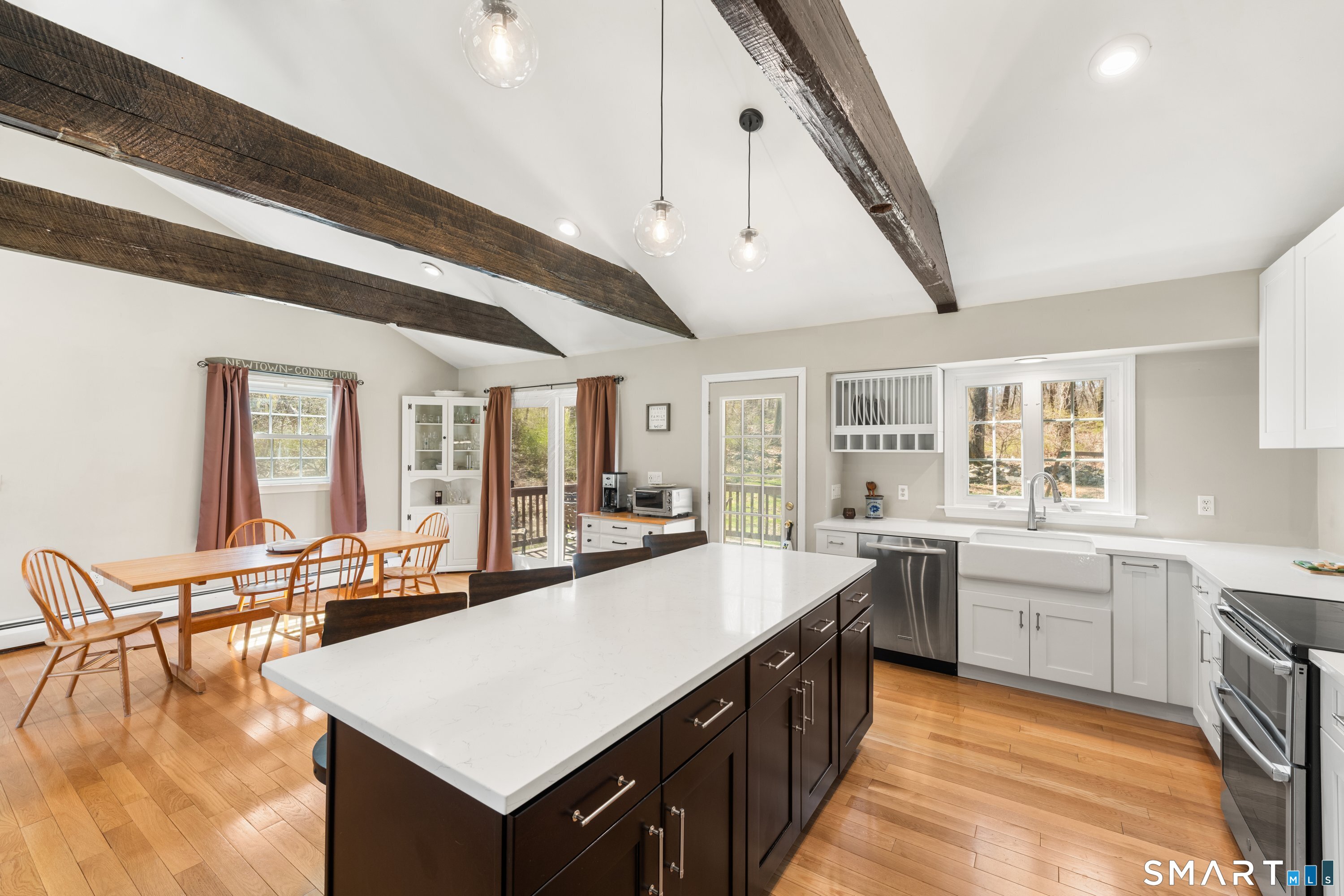 3 Pebble Road Newtown, CT 06470 - Photo 23 of 38