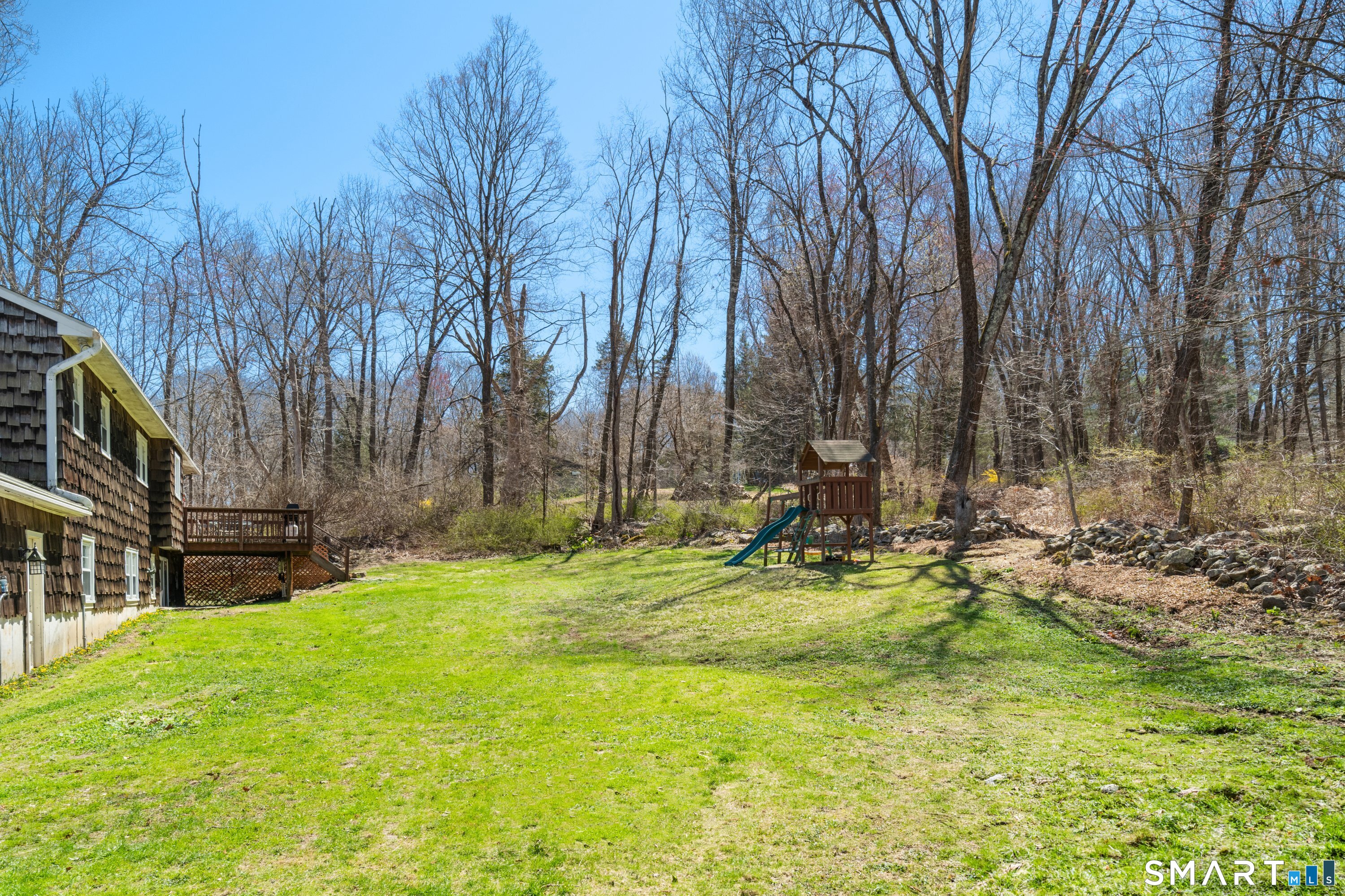 3 Pebble Road Newtown, CT 06470 - Photo 5 of 38