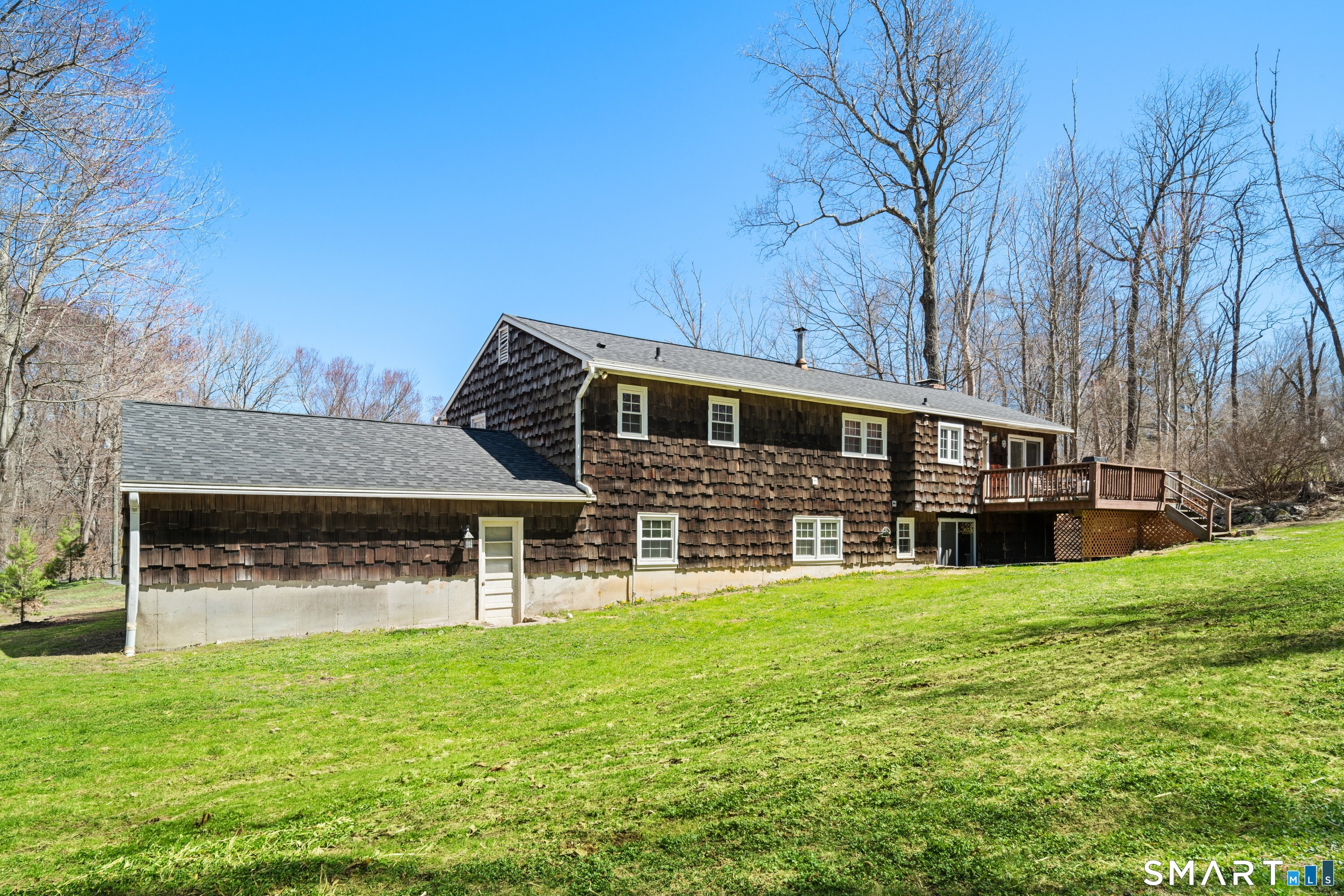 3 Pebble Road Newtown, CT 06470 - Photo 6 of 38