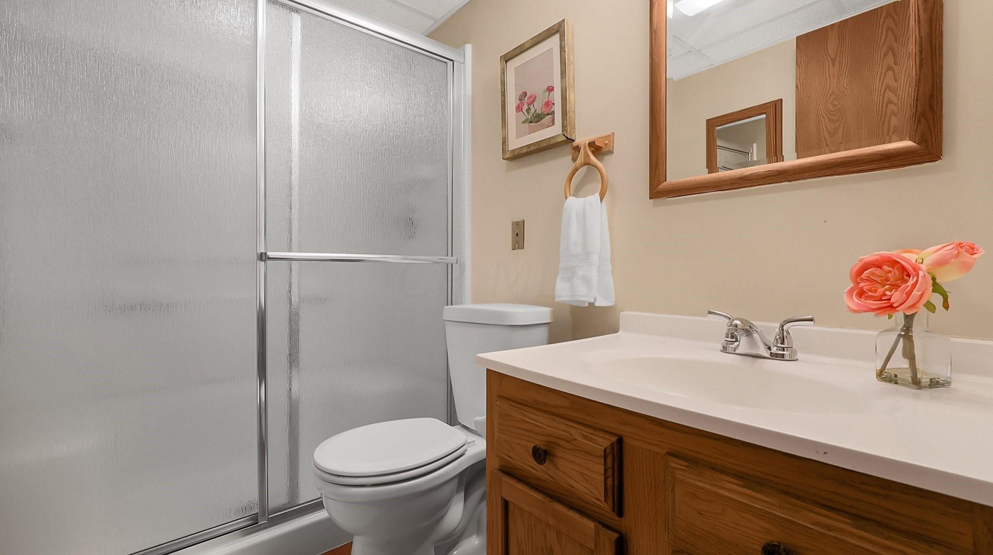 4117 Karl Road, Unit 107 Columbus, OH 43224 - Photo 15 of 22 OwnerSuiteBathroom