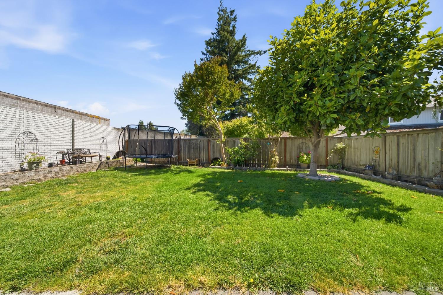 7078 Avenida Cala Rohnert Park, CA 94928 - Photo 24 of 46