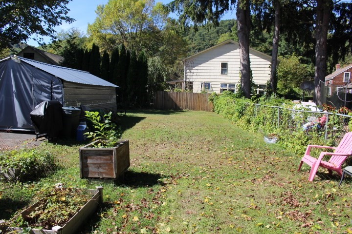 30 Main Street Shelburne, MA 01370 - Photo 5 of 23